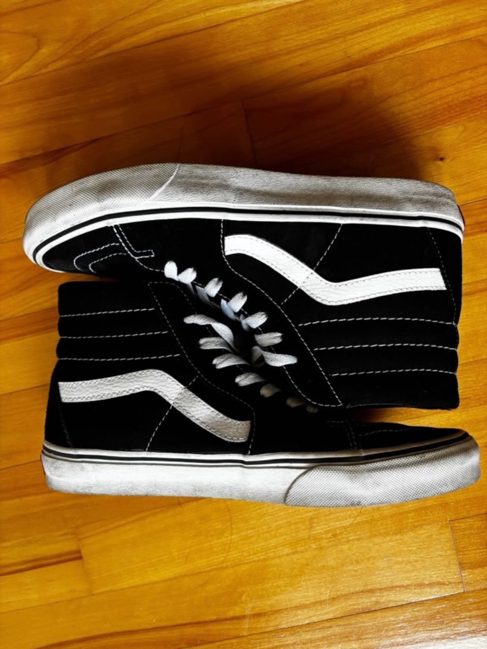 Vans Sk8-Hi Classic Black/White High Top Sneakers – Men's Size 9 (Women's 10.5)